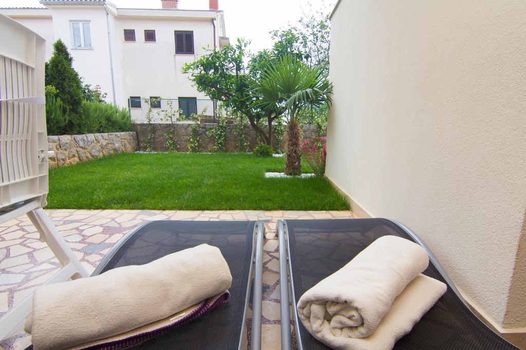 Apartments Ljubica Krk Town Extérieur photo